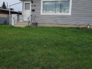 2 Bed / 1 Bath Basement Suite – Available Immediately!