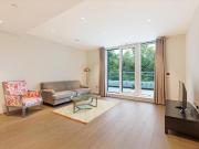 2 bed 1st Floor Flat to rent in Battersea Wandsworth,...