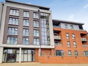 2 bed 1st Floor Flat to rent in London Tower Hamlets,...