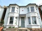2 bed 1st Floor Flat to rent in Brighton And Hove East...