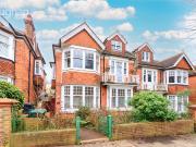 2 bed 1st Floor Flat to rent in Brighton And Hove East...