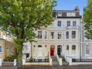 2 bed 1st Floor Flat to rent in Brighton And Hove East...