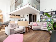2 bed 1st Floor Flat to rent in Islington, N1, from...