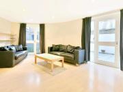 2 bed 1st Floor Flat to rent in London Camden, N19, from...