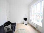 2 bed 1st Floor Flat to rent in London Tower Hamlets,...