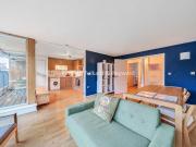 2 bed 1st Floor Flat to rent in London Tower Hamlets,...