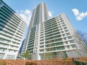 2 bed 1st Floor Flat to rent in London Tower Hamlets,...