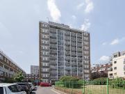2 bed 1st Floor Flat to rent in London Tower Hamlets,...