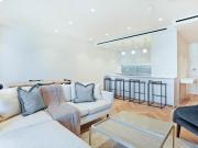 2 bed 1st Floor Flat to rent in London Westminster, W1F,...