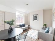 2 bed 1st Floor Flat to rent in Newcastle Upon Tyne And...