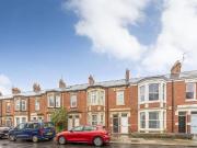 2 bed 1st Floor Flat to rent in Newcastle Upon Tyne And...