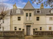 2 bed 1st Floor Flat to rent in Plymouth Devon, PL4,...