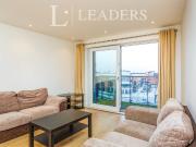 2 bed 1st Floor Flat to rent in Portsmouth Hampshire,...