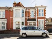 2 bed 1st Floor Flat to rent in Portsmouth Hampshire,...