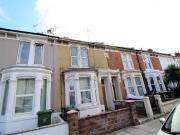 2 bed 1st Floor Flat to rent in Portsmouth Hampshire,...