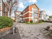 2 bed 1st Floor Flat to rent in Portsmouth Hampshire,...