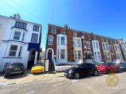 2 bed 1st Floor Flat to rent in Portsmouth Hampshire,...