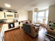 2 bed 1st Floor Flat to rent in Portsmouth Hampshire,...