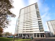 2 bed 1st Floor Flat to rent in Renfrew Renfrewshire,...