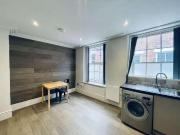 2 bed 1st Floor Flat to rent in Sheffield South...