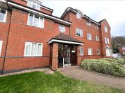 2 bed 1st Floor Flat to rent in Wakefield West...