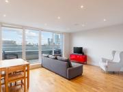 2 BED 2 BATH 10 min walk to Canary Wharf
