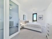 2 Bed 2 Bath Apartment above Finsbury Park Stn