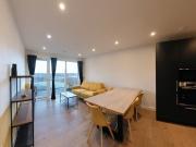 2 bed, 2 bath flat, terrace, gym, pool & parking!