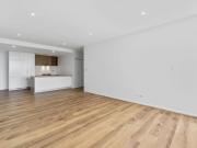 2 Bed 2 Bath, Secure Parking