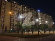 2 Bed 3rd Floor Jinnah Facing West open Good Condition