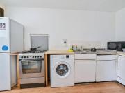 2 bed Annexe to rent in London Southwark, SE15, from...