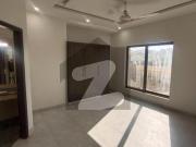 2 Bed Apartment Available For Rent in Zarkon Heights