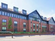 2 Bed Apartment Single Room A Has an Apartment