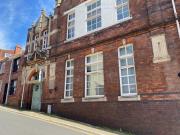 2 bed apartment to rent in Art House ref: 543717