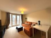 2 bed apartment to rent in Constantine House, New North Road