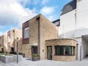 2 bed Apartment to rent in London Islington, WC1X, from...