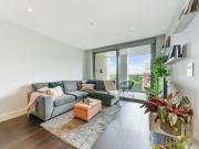 2 bed Apartment to rent in London Wandsworth, SW11, from...