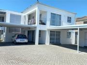 2 Bed Apartment to rent in Rylands