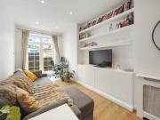 2 Bed Brixton Flat plus huge terrace