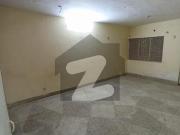 2 bed d/ flat for rent in block 13 b, gulshan e iqbal...