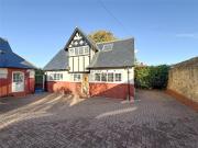 2 bed Detached to rent in Gateshead Tyne And Wear, NE9,...