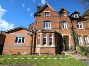 2 bed First Floor Flat to Let for rent in Willow Grove,...