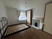2 Bed First floor Maisonette good transport links