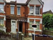 2 Bed Flat, Algernon Road, NW4