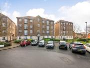 2 bed flat / apartment brook square london se18...