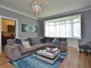 2 Bed Flat, Arncliffe Road, LS16
