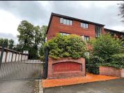 2 Bed Flat, Arundale Court, M16