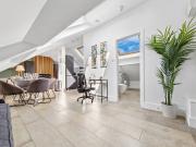 2 Bed Flat, Berry Street, EC1V