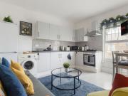 2 Bed Flat, Brent, NW10