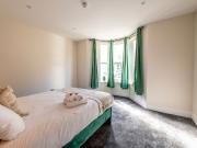 2 Bed Flat, Brighton Road, BS6